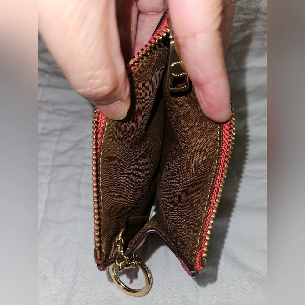 Coach Women's Colorful Credit Card Holder with Keychain ID Wallet Change Purse. - Picture 5 of 7